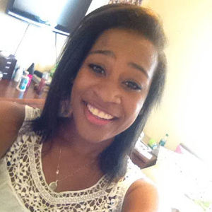 Meet your Posher, Jasmine